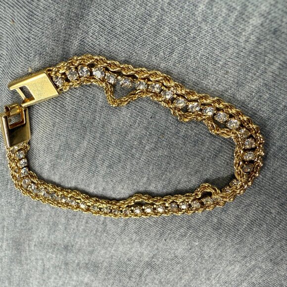 Gold-Tone Double Chain Bracelet Clear Rhinestones Secure Clasp Shine Sparkles - Picture 13 of 16